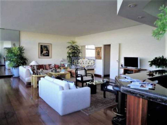 Imagem Apartamento com 4 Quartos à Venda, 199 m² em Lagoa - Rio De Janeiro Imagem Apartamento com 4 Quartos à Venda, 199 m² em Lagoa - Rio De Janeiro