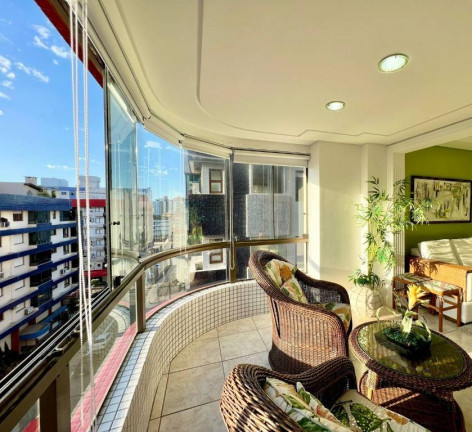 Imagem Apartamento com 3 Quartos à Venda, 110 m² em Centro - Capão Da Canoa