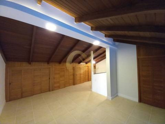 Imagem Casa de Condomínio com 3 Quartos à Venda, 210 m² em Anita Garibaldi - Joinville