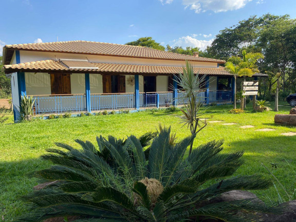 Chácara com 3 Quartos à Venda, 4 m² em Centro - Carmópolis De Minas