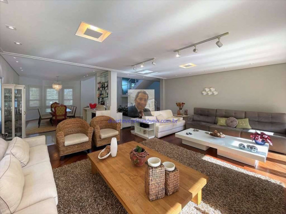 Imagem Casa com 5 Quartos à Venda, 610 m² em Vila Santo Antônio - Cotia Imagem Casa com 5 Quartos à Venda, 610 m² em Vila Santo Antônio - Cotia