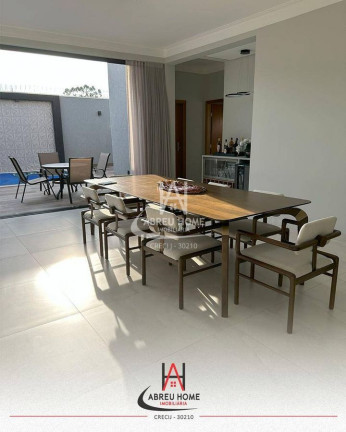 Imagem Casa com 3 Quartos à Venda, 220 m² Imagem Casa com 3 Quartos à Venda, 220 m²