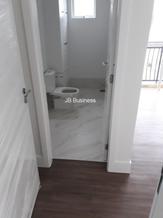 Imagem Imóvel com 3 Quartos à Venda, 123 m² em Centro - Balneário Camboriú Imagem Imóvel com 3 Quartos à Venda, 123 m² em Centro - Balneário Camboriú