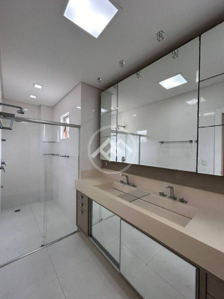 Imagem Apartamento com 4 Quartos à Venda, 222 m² em Meia Praia - Itapema Imagem Apartamento com 4 Quartos à Venda, 222 m² em Meia Praia - Itapema