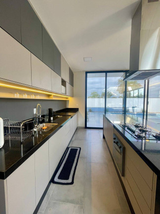 Imagem Casa com 4 Quartos à Venda, 450 m² em Botucatu