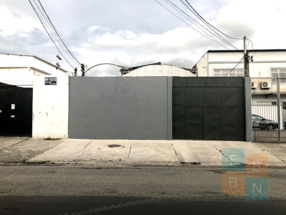 Imagem Galpão para Alugar, 750 m² em Freguesia (jacarepaguá) - Rio De Janeiro