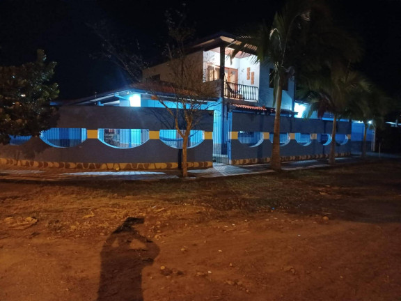 Imagem Casa com 7 Quartos à Venda, 216 m² em Pereque Açu - Ubatuba Imagem Casa com 7 Quartos à Venda, 216 m² em Pereque Açu - Ubatuba