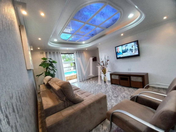 Imagem Casa com 5 Quartos à Venda, 450 m² em Balneário Flórida - Praia Grande Imagem Casa com 5 Quartos à Venda, 450 m² em Balneário Flórida - Praia Grande
