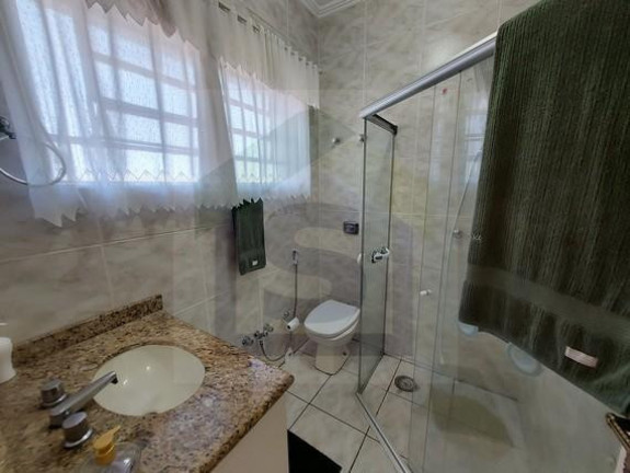 Imagem Sobrado com 3 Quartos à Venda, 270 m² em Centro - Botucatu Imagem Sobrado com 3 Quartos à Venda, 270 m² em Centro - Botucatu