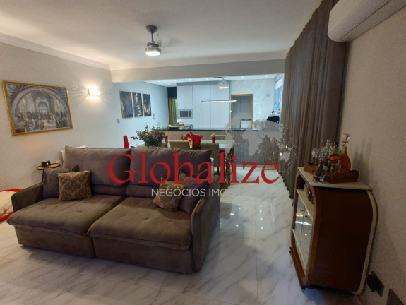 Imagem Casa com 3 Quartos à Venda, 200 m² em Gonzaga - Santos Imagem Casa com 3 Quartos à Venda, 200 m² em Gonzaga - Santos