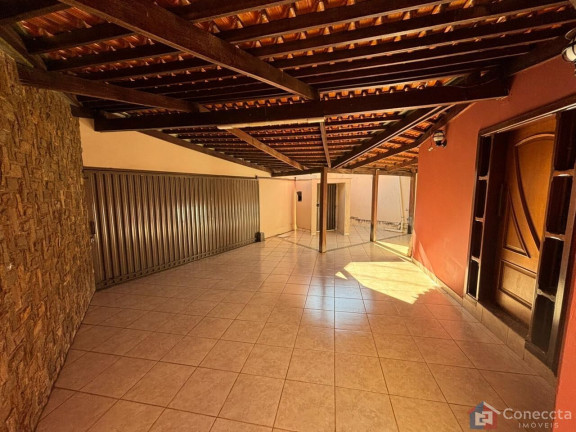 Imagem Sobrado com 3 Quartos para Alugar, 120 m² em Centro - Patos De Minas Imagem Sobrado com 3 Quartos para Alugar, 120 m² em Centro - Patos De Minas