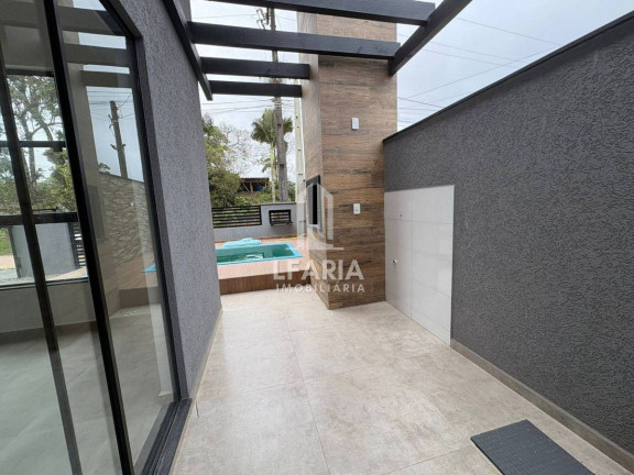 Imagem Casa com 3 Quartos à Venda, 77 m² em Itapoá - Itapoá