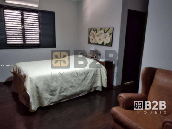 Imagem Casa com 3 Quartos à Venda, 300 m² em Vila Mariana - Bauru Imagem Casa com 3 Quartos à Venda, 300 m² em Vila Mariana - Bauru