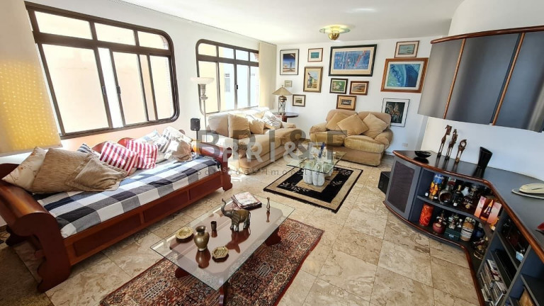 Apartamento com 4 Quartos para Alugar, 205 m² em Pinheiros - São Paulo
