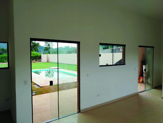 Imagem Chácara com 3 Quartos à Venda, 1.000 m² em Chácara Fernão Dias - Bragança Paulista Imagem Chácara com 3 Quartos à Venda, 1.000 m² em Chácara Fernão Dias - Bragança Paulista