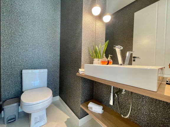 Imagem Apartamento com 4 Quartos à Venda, 145 m² em Centro - Balneário Camboriú Imagem Apartamento com 4 Quartos à Venda, 145 m² em Centro - Balneário Camboriú