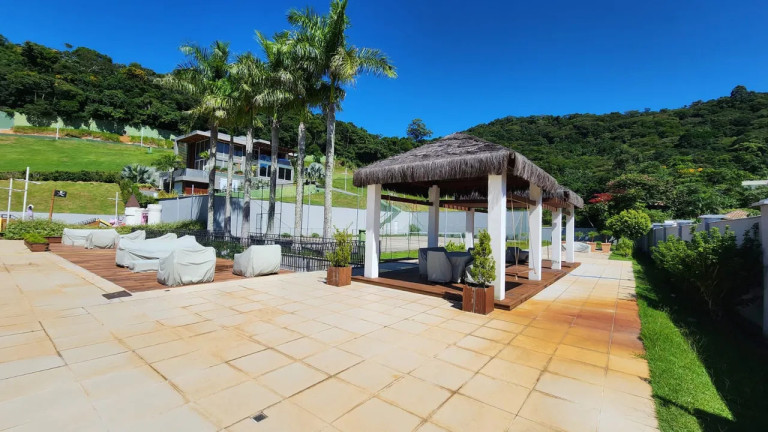 Imagem Terreno à Venda, 1.279 m² em Estaleirinho - Balneário Camboriú