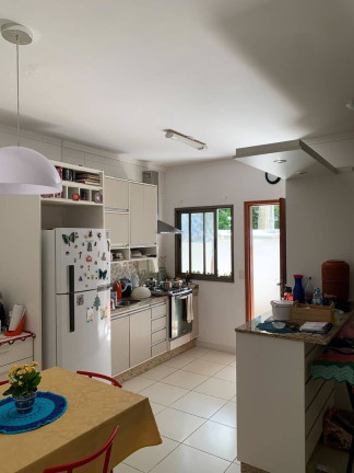 Imagem Casa com 3 Quartos à Venda, 135 m² em Barreiro - Taubaté Imagem Casa com 3 Quartos à Venda, 135 m² em Barreiro - Taubaté