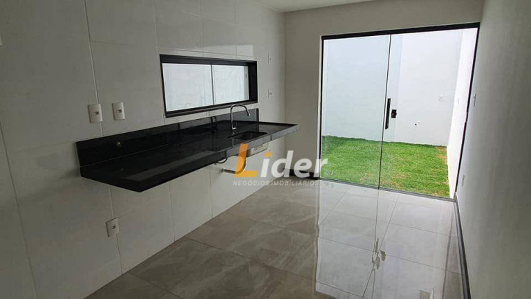 Imagem Casa com 3 Quartos à Venda, 90 m² em Aeroporto - Juiz De Fora