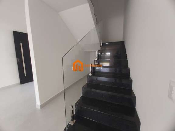 Imagem Casa com 4 Quartos à Venda, 318 m² em Urucunema - Eusébio Imagem Casa com 4 Quartos à Venda, 318 m² em Urucunema - Eusébio