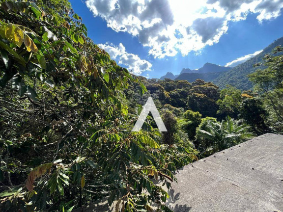 Casa com 3 Quartos à Venda, 142 m² em Comary - Teresópolis