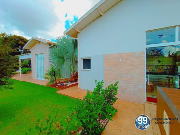 Imagem Casa com 3 Quartos à Venda, 1.350 m² em Ninho Verde Ii - Pardinho Imagem Casa com 3 Quartos à Venda, 1.350 m² em Ninho Verde Ii - Pardinho
