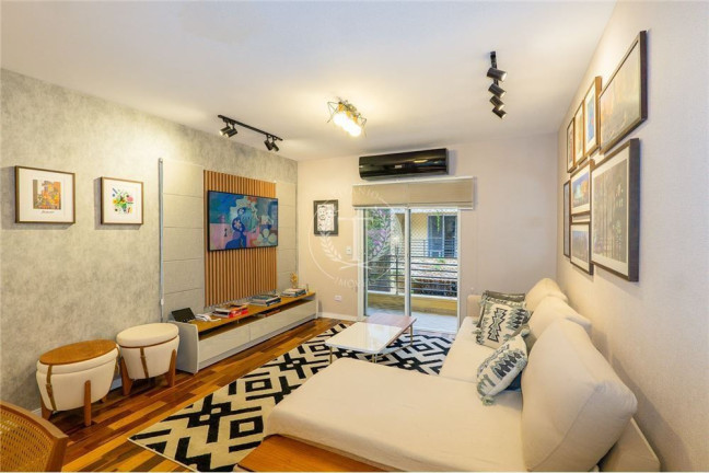 Imagem Casa com 3 Quartos à Venda, 204 m² em São Paulo Imagem Casa com 3 Quartos à Venda, 204 m² em São Paulo