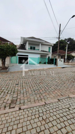 Imagem Casa com 3 Quartos à Venda, 320 m² em América - Joinville