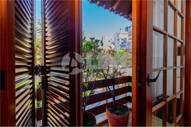 Imagem Imóvel com 3 Quartos à Venda,  em Bela Vista - Porto Alegre