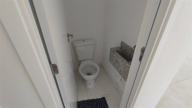 Imagem Apartamento com 2 Quartos à Venda, 80 m² em Forte - Praia Grande Imagem Apartamento com 2 Quartos à Venda, 80 m² em Forte - Praia Grande