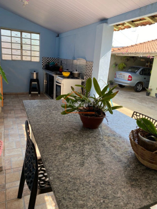 Imagem Casa com 2 Quartos à Venda, 250 m² em Vila Bianchi - Mogi Mirim Imagem Casa com 2 Quartos à Venda, 250 m² em Vila Bianchi - Mogi Mirim