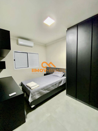 Imagem Casa com 3 Quartos à Venda, 250 m² em Leblon - Campo Grande Imagem Casa com 3 Quartos à Venda, 250 m² em Leblon - Campo Grande