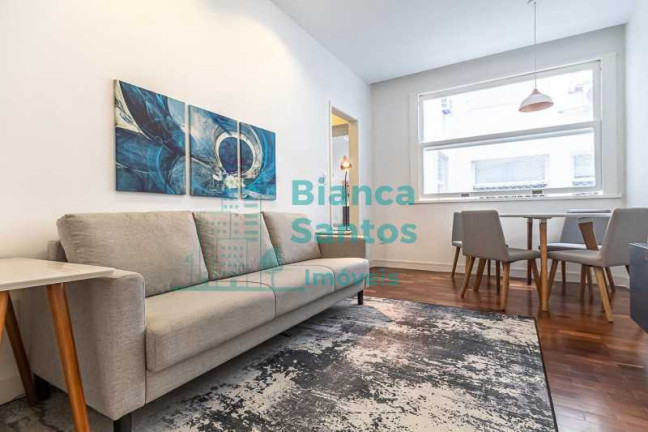 Imagem Apartamento com 2 Quartos à Venda, 80 m² em Copacabana - Rio De Janeiro