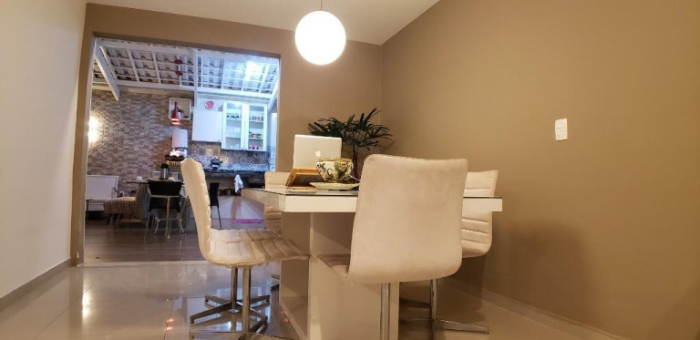 Imagem Casa com 3 Quartos à Venda, 135 m² em Centro - Eusébio Imagem Casa com 3 Quartos à Venda, 135 m² em Centro - Eusébio