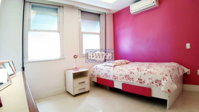 Imagem Apartamento com 7 Quartos à Venda, 360 m² em Copacabana - Rio De Janeiro Imagem Apartamento com 7 Quartos à Venda, 360 m² em Copacabana - Rio De Janeiro