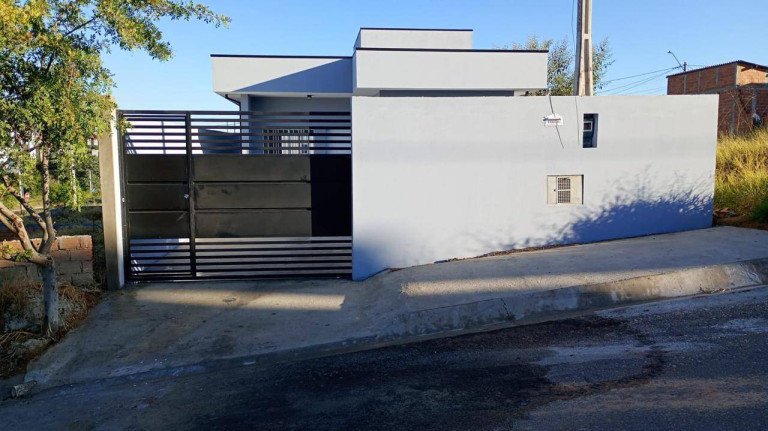 Casa com 2 Quartos à Venda, 160 m² em Jardim Das Flores - Hortolândia