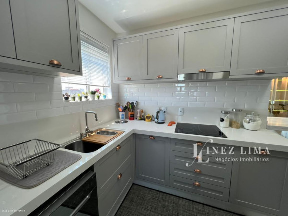 Imagem Apartamento com 3 Quartos à Venda, 110 m² em Meia Praia - Itapema Imagem Apartamento com 3 Quartos à Venda, 110 m² em Meia Praia - Itapema