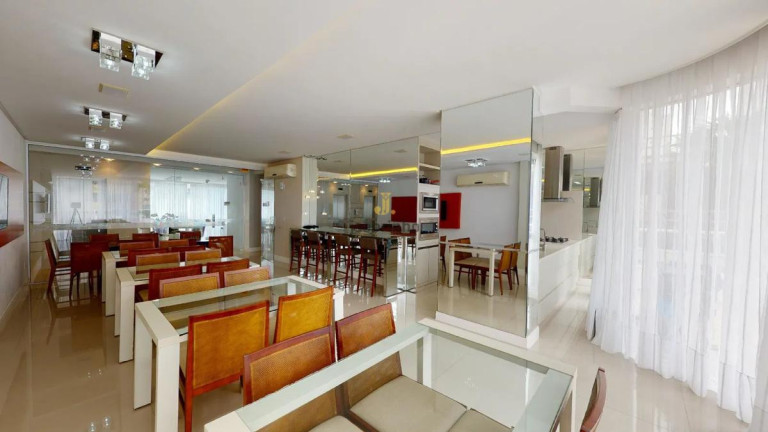 Imagem Apartamento com 3 Quartos à Venda, 135 m² em Centro - Balneário Camboriú