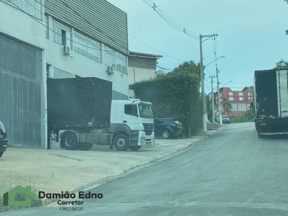 Imagem Galpão para Alugar, 1.100 m² em Recanto Sombra Do Ipê - Santana De Parnaíba Imagem Galpão para Alugar, 1.100 m² em Recanto Sombra Do Ipê - Santana De Parnaíba