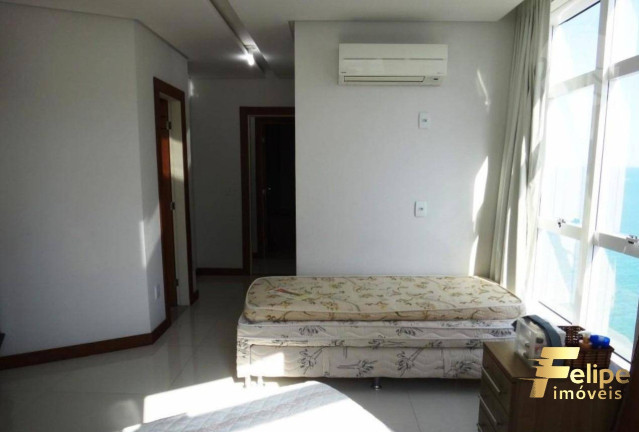 Imagem Imóvel com 4 Quartos à Venda, 235 m² em Centro - Guarapari