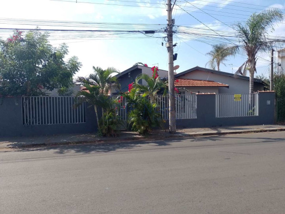 Imagem Casa com 4 Quartos à Venda, 434 m² em Cidade Jardim - Pirassununga Imagem Casa com 4 Quartos à Venda, 434 m² em Cidade Jardim - Pirassununga