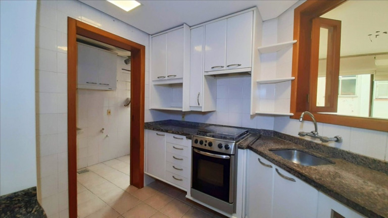 Imagem Imóvel com 2 Quartos à Venda, 74 m² em Santana - Porto Alegre Imagem Imóvel com 2 Quartos à Venda, 74 m² em Santana - Porto Alegre