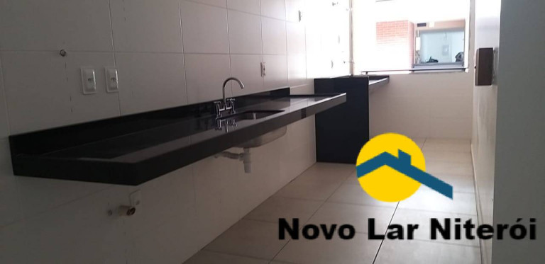 Imagem Cobertura com 2 Quartos à Venda, 219 m² em Piratininga - Niterói