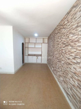 Casa com 2 Quartos para Alugar, 78 m² em Embaré - Santos