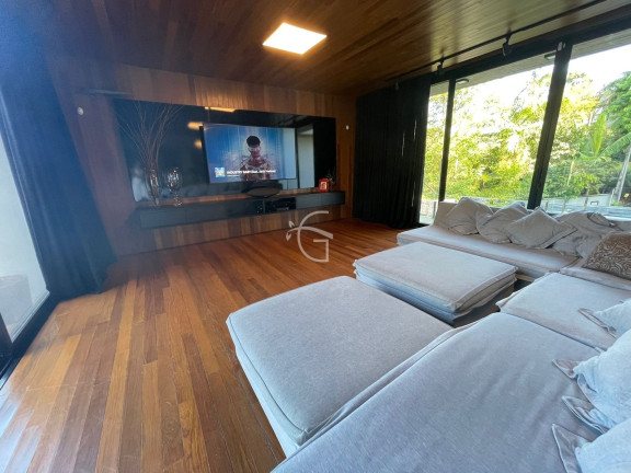 Imagem Casa com 3 Quartos à Venda, 671 m² em América - Joinville