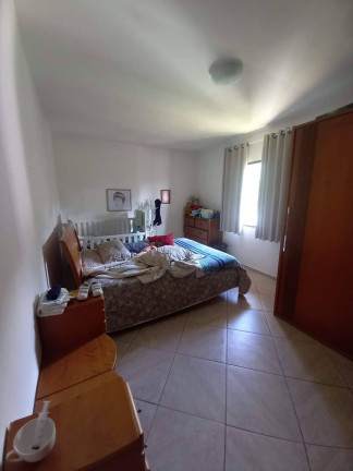 Imagem Casa com 3 Quartos à Venda, em Cascatinha - Nova Friburgo Imagem Casa com 3 Quartos à Venda, em Cascatinha - Nova Friburgo