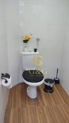 Imagem Sobrado com 2 Quartos à Venda, 100 m² em Vila Guilhermina - Praia Grande