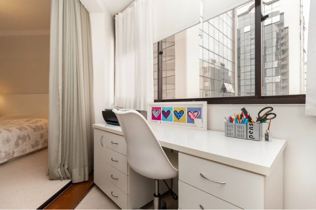 Imagem Imóvel com 3 Quartos à Venda, 112 m² em Moema - São Paulo Imagem Imóvel com 3 Quartos à Venda, 112 m² em Moema - São Paulo