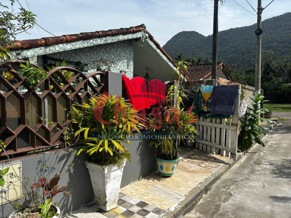 Casa com 2 Quartos à Venda, 60 m² em Jardim Casa Branca - Caraguatatuba