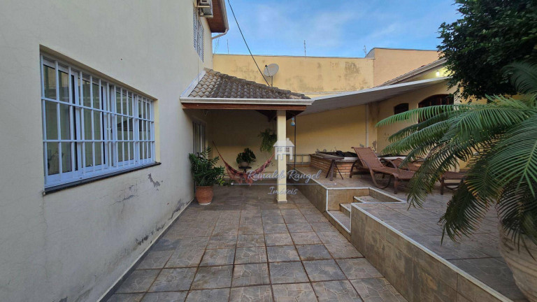 Imagem Casa com 4 Quartos à Venda, 234 m² em Parque Residencial Presidente Médici - Itu Imagem Casa com 4 Quartos à Venda, 234 m² em Parque Residencial Presidente Médici - Itu